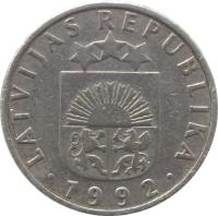 obverse of 50 Santimu (1992 - 2009) coin with KM# 13 from Latvia. Inscription: LATVIJAS REPUBLIKA · 1992 ·