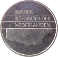 obverse of 10 Cents - Beatrix (1982 - 2001) coin with KM# 203 from Netherlands. Inscription: BEATRIX KONINGIN DER NEDERLANDEN