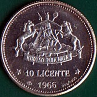 reverse of 10 Licente - Moshoeshoe II - Independence (1966) coin with KM# 2 from Lesotho. Inscription: 10 LICENTE KHOTSO PULA NALA 1966 900/1000 A