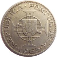 Mozambique coin 2,50 Escudos (1952 - 1973) obverse obverse of 2,50 Escudos (1952 - 1973) coin with KM# 78 from Mozambique. Inscription: MOÇAMBIQUE 2$50