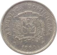 obverse of 10 Centavos (1983 - 1987) coin with KM# 60 from Dominican Republic. Inscription: REPUBLICA DOMINICANA 1984 DIOS PATRIA LIBERTAD REPUBLICA DOMINICANA