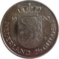 Netherlands coin 2 1/2 Gulden - Beatrix - Investiture of New Queen (1980) reverse reverse of 2 1/2 Gulden - Beatrix - Investiture of New Queen (1980) coin with KM# 201 from Netherlands. Inscription: 19 80 NEDERLAND 2 1/2 GULDEN