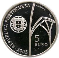 obverse of 5 Euro - UNESCO World Heritage Sites: Monastery of Batalha (2005) coin with KM# 761a from Portugal. Inscription: REPUBLICA PORTUGUESA A.MARINHO INCM 5 EURO · 2005