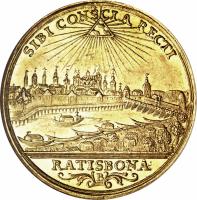 German States coin 1 Ducat - Franz I (1745 - 1765) reverse reverse of 1 Ducat - Franz I (1745 - 1765) coin with KM# 305 from German States. Inscription: SIBI CONSCIA RECTI RATISBONA B