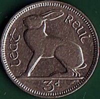 reverse of 3 Pence (1939 - 1940) coin with KM# 12 from Ireland. Inscription: LEAT REUL 3d