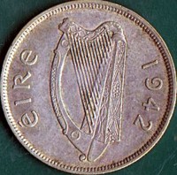 obverse of 1/2 Crown (1939 - 1943) coin with KM# 16 from Ireland. Inscription: éire 1942