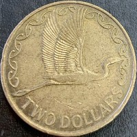 reverse of 2 Dollars - Elizabeth II - Mule - obverse is a British 2 Pence coin. (2002) coin from New Zealand. Inscription: TWO DOLLARS