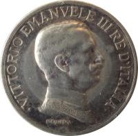 obverse of 1 Lira - Vittorio Emanuele III (1915 - 1917) coin with KM# 57 from Italy. Inscription: VITTORIO EMANUELE III RE D'ITALIA D. CALANDRA