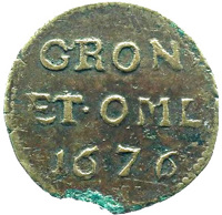 Dutch Republic coin 1 Duit (1673 - 1676) reverse reverse of 1 Duit (1673 - 1676) coin with KM# 28 from Dutch Republic. Inscription: GRON ET OML 1674
