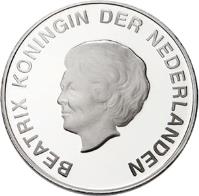 obverse of 10 Florin - Beatrix - Fish (2004) coin with KM# 31 from Aruba. Inscription: BEATRIX KONINGIN DER NEDERLANDEN