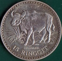 reverse of 15 Ringgit - Agong VI - World Wildlife Conservation (1976) coin with KM# 19 from Malaysia. Inscription: SELADANG 15 RINGGIT