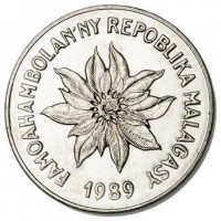 obverse of 5 Francs (1966 - 1989) coin with KM# 10 from Madagascar. Inscription: FAMOAHAMBOLAN'NY REPOBLIKA MALAGASY 1989