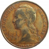 obverse of 20 Francs (1968 - 1975) coin with KM# 15 from French Afars and Issas. Inscription: REPUBLIQUE FRANÇAISE 1968