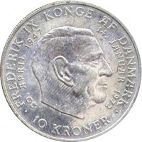 reverse of 10 Kroner - Margrethe II - Throne Accession (1972) coin with KM# 858 from Denmark. Inscription: FREDERIK IX KONGE AF DANMARK 20. APRIL 1947 14. JANUAR 1972 10 KRONER