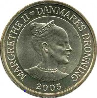 obverse of 20 Kroner - Margrethe II - Nolsoy Lighthouse - 4'th Portrait (2005) coin with KM# 901 from Denmark. Inscription: MARGRETHE II ♥ DANMARKS DRONNING 2005