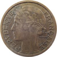 obverse of 2 Francs (1931 - 1941) coin with KM# 886 from France. Inscription: REPUBLIQUE FRANÇAISE MORLON